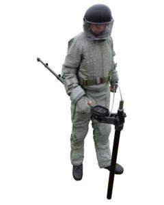 Portable Magnetic Gradiometer for Real-Time Localization